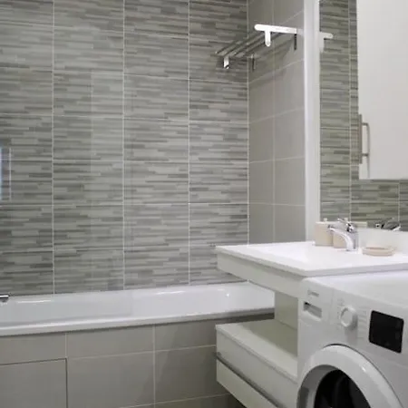 Le Cosy - Proche Stade De France Apartment *